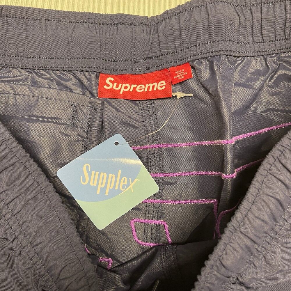 Supreme Big Logo Nylon Short Size Small NWT - Picture 4 of 11